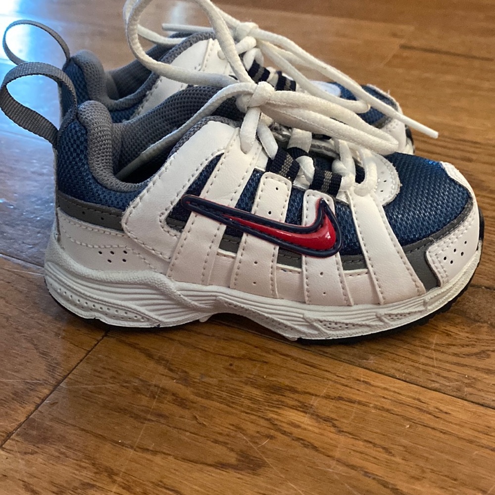 Nike shoes